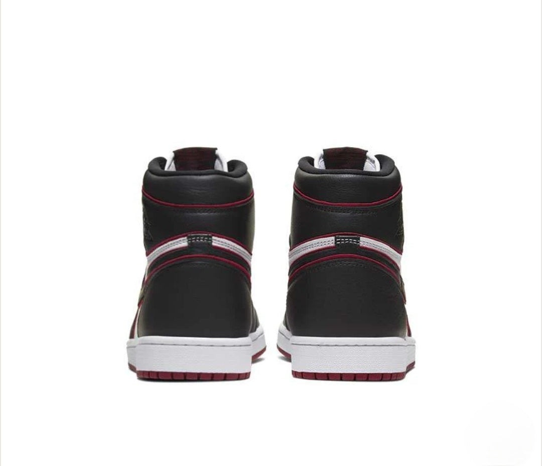 Nike Air Jordan 1 High OG Bloodline