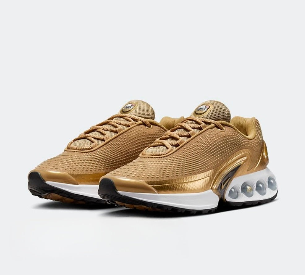 Nike Air Max DN Premium Metallic Gold
