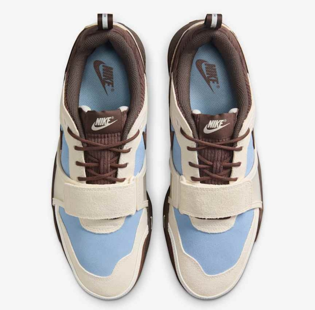 Nike Zoom Field Jaxx Travis Scott Pale Ivory Leche Blue
