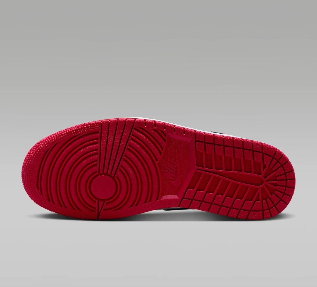 Nike Air Jordan 1 High OG Chicago Ruby