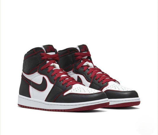 Nike Air Jordan 1 High OG Bloodline