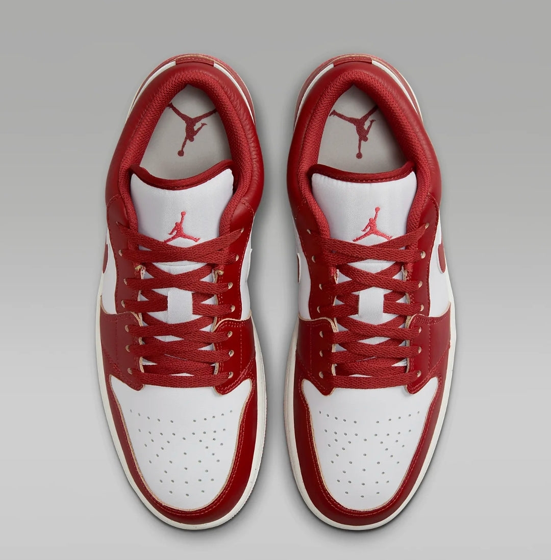 Nike Air Jordan 1 Low SE Dune Red