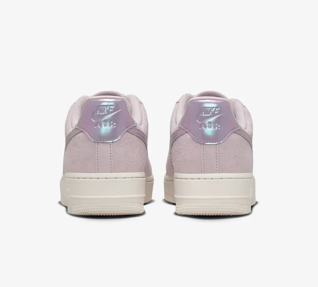 Nike Air Force 1 '07 SE Platinum Violet Ore