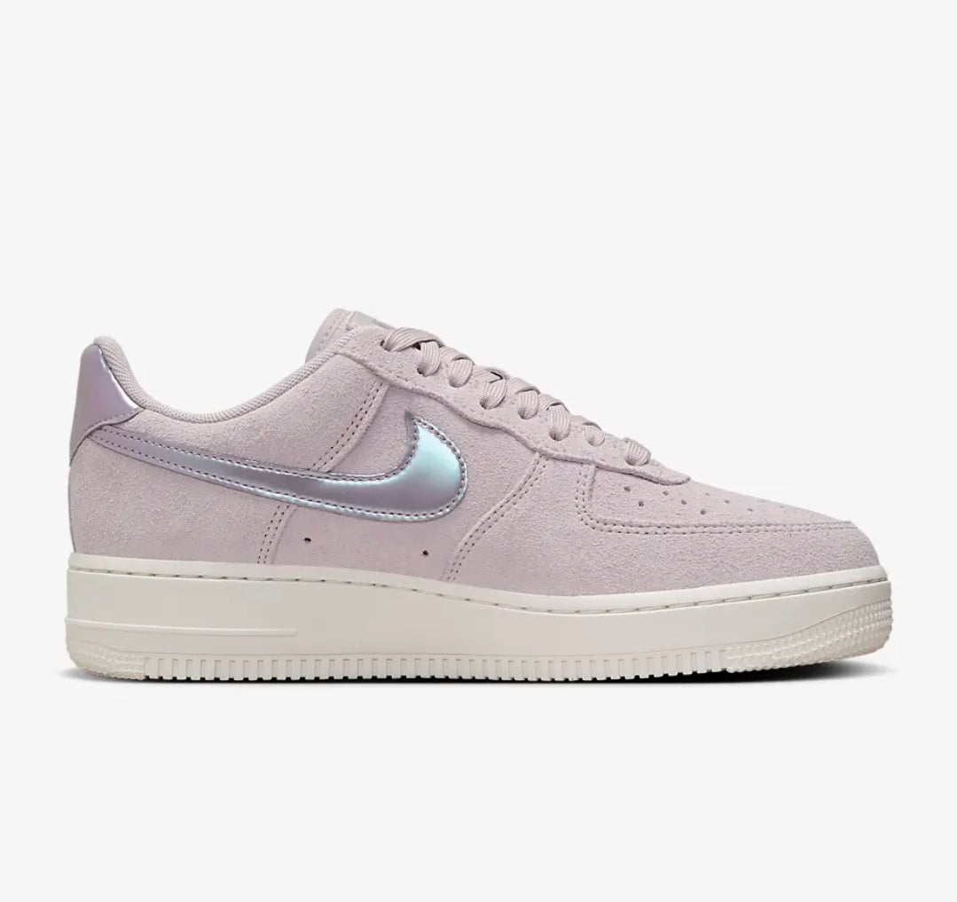 Nike Air Force 1 '07 SE Platinum Violet Ore