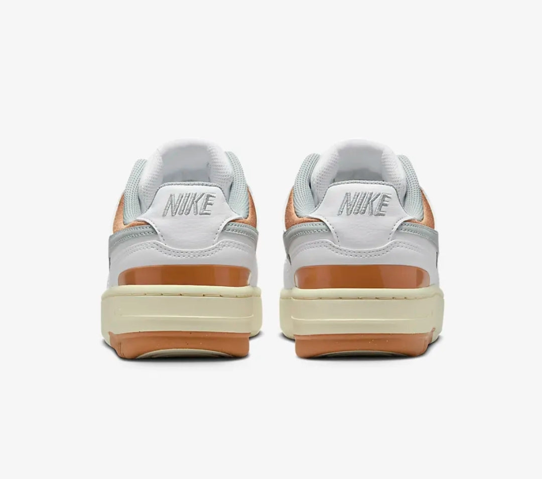 Nike Gamma Force Flax