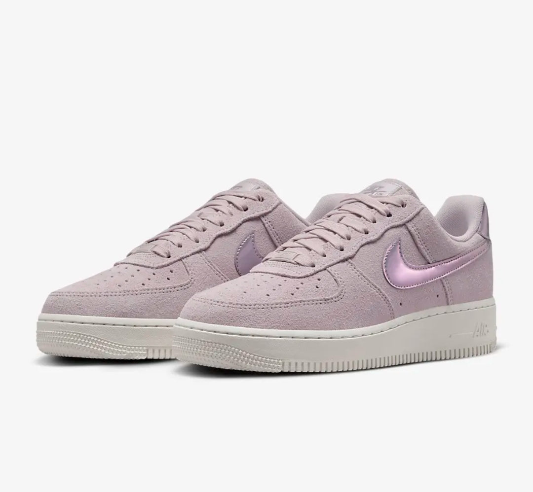 Nike Air Force 1 '07 SE Platinum Violet Ore