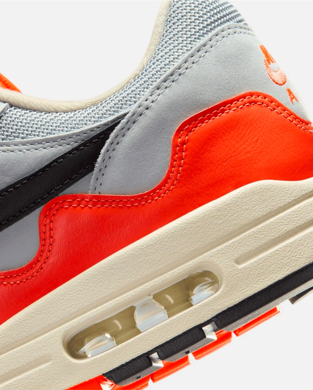 Nike Air Max 1 x Patta Waves Hyper Crimson Pure Platinum